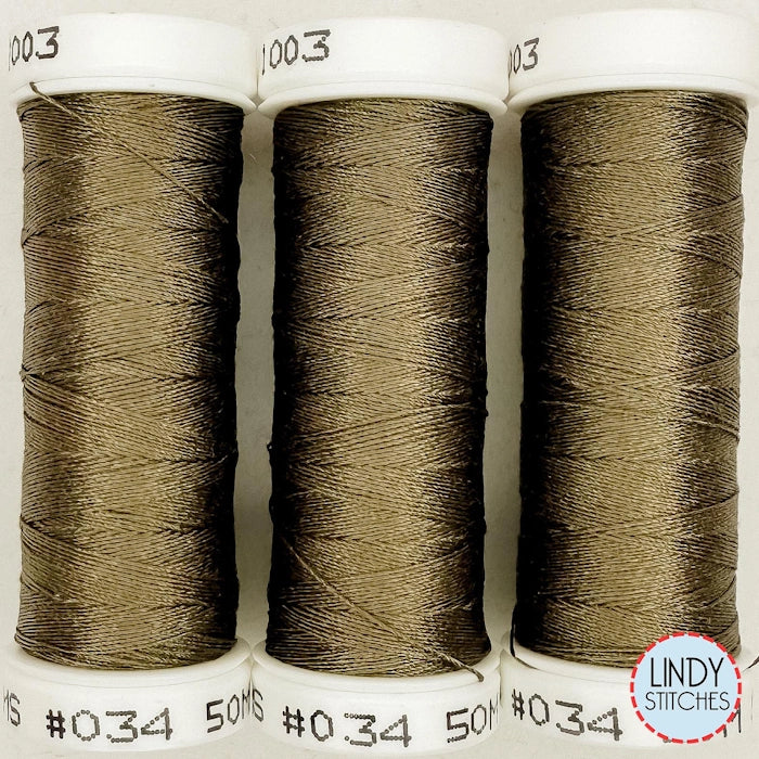 034 Au Ver À Soie® Soie 100/3 Silk Thread