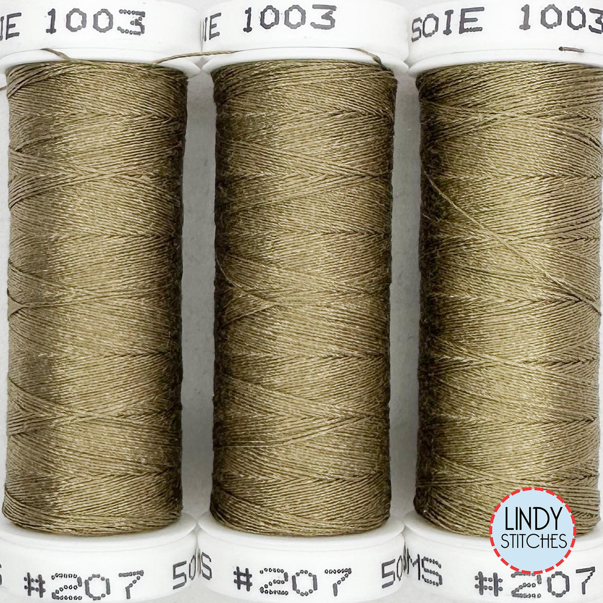 207 Au Ver À Soie® Soie 100/3 Silk Thread