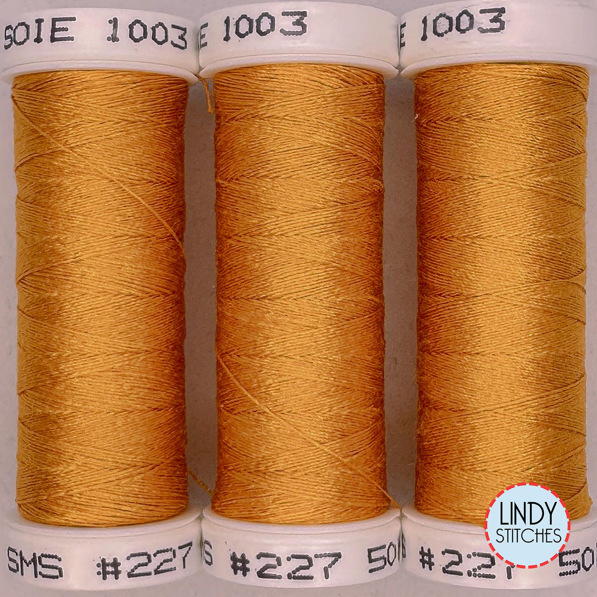 227 Au Ver À Soie® Soie 100/3 Silk Thread
