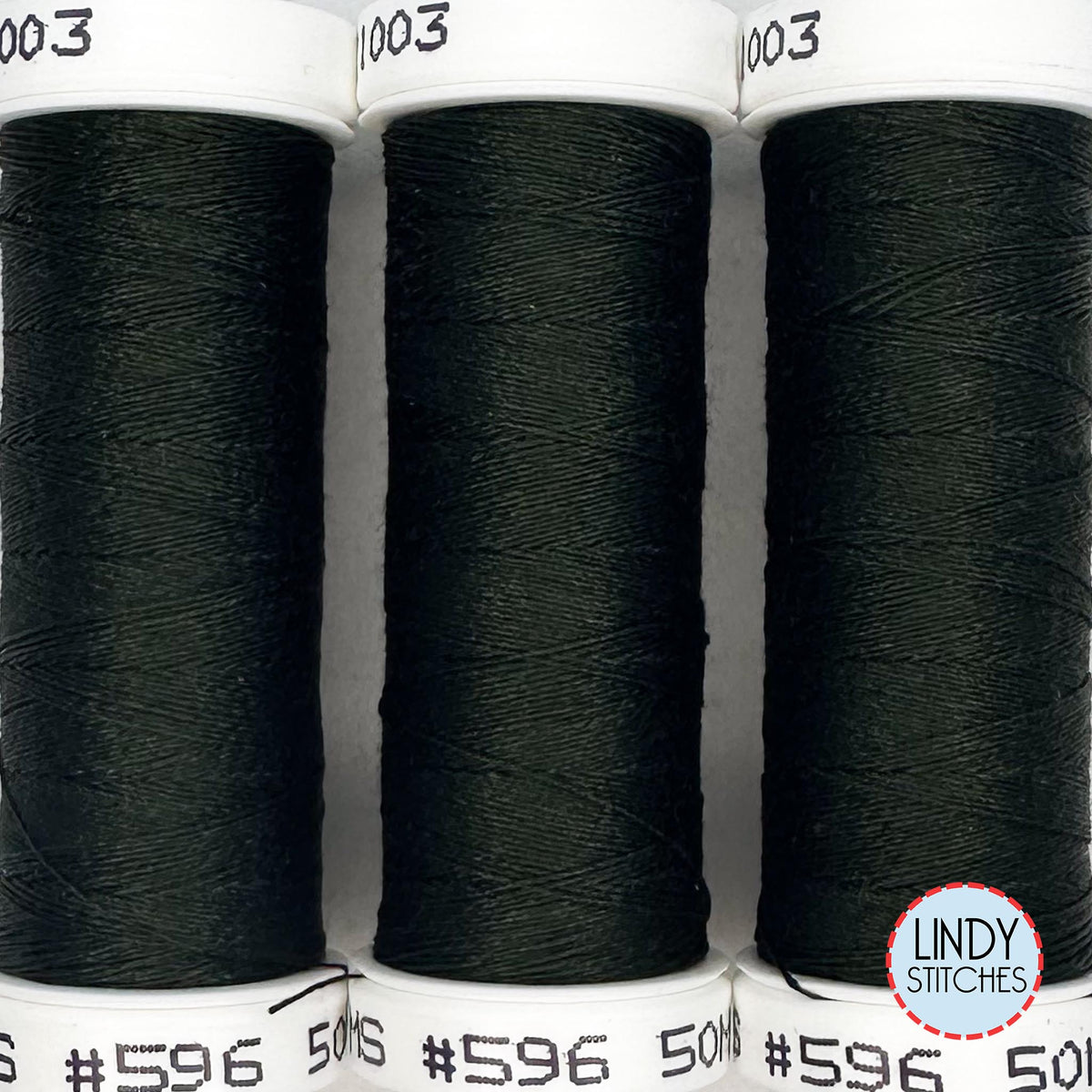 596 Au Ver À Soie® Soie 100/3 Silk Thread