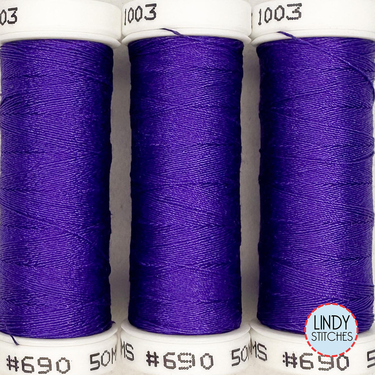 690 Au Ver À Soie® Soie 100/3 Silk Thread