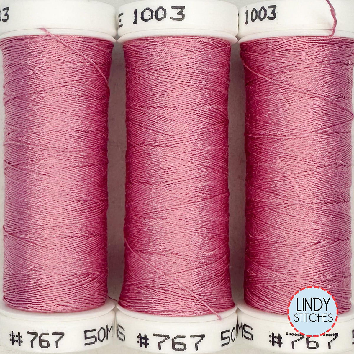 767 Au Ver À Soie® Soie 100/3 Silk Thread