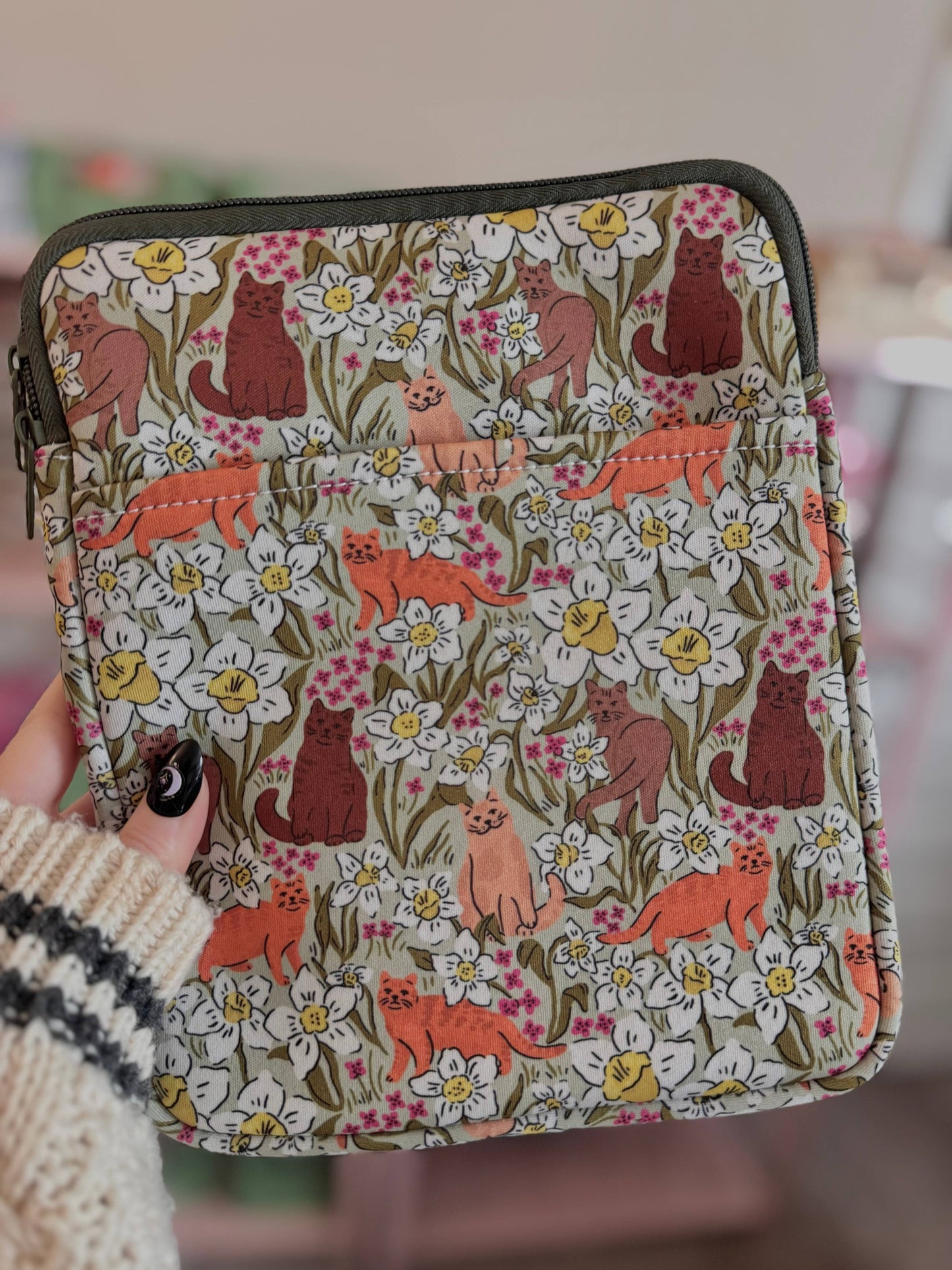 Vintage Cat Lover Floral Zippered Project Bag