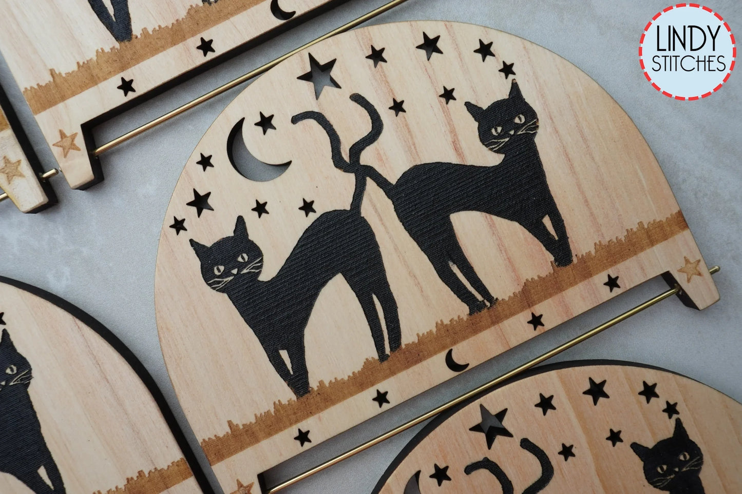 Grade B Black Cat Season Handmade Wooden Bell Pull Banner Hanger