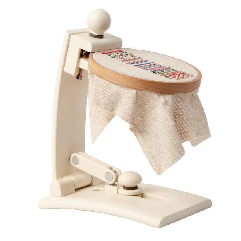 Potoky Cross Stitch Stand Mini - White