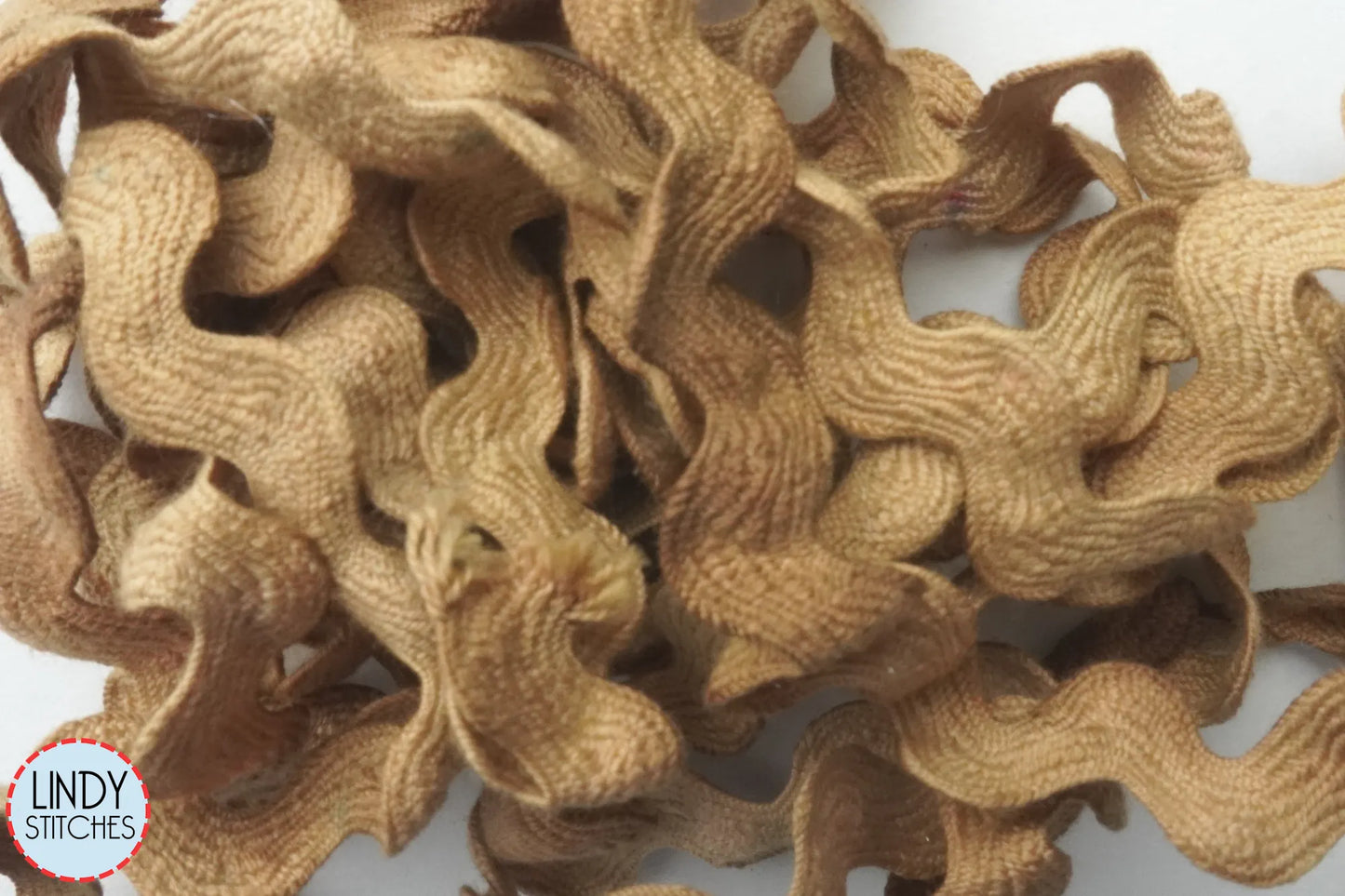 Birds Nest Rick Rack Trim by Lady Dot Creates Hand Dyed 3 Yards