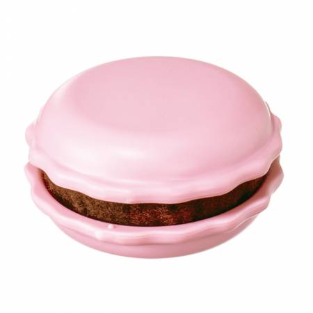 Sweet n Sharp Macaron by Clover Needle Sharpener