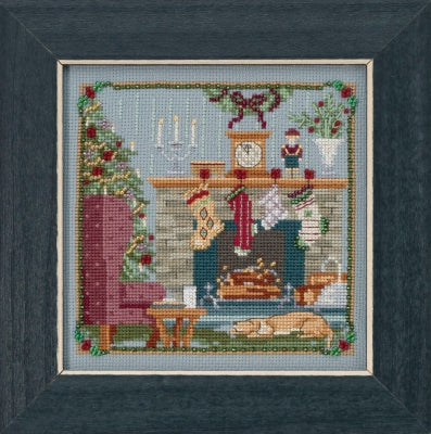 The Stockings Were Hung Mill Hill Beaded Kit A Visit from St. Nick Quartet MH17-1831