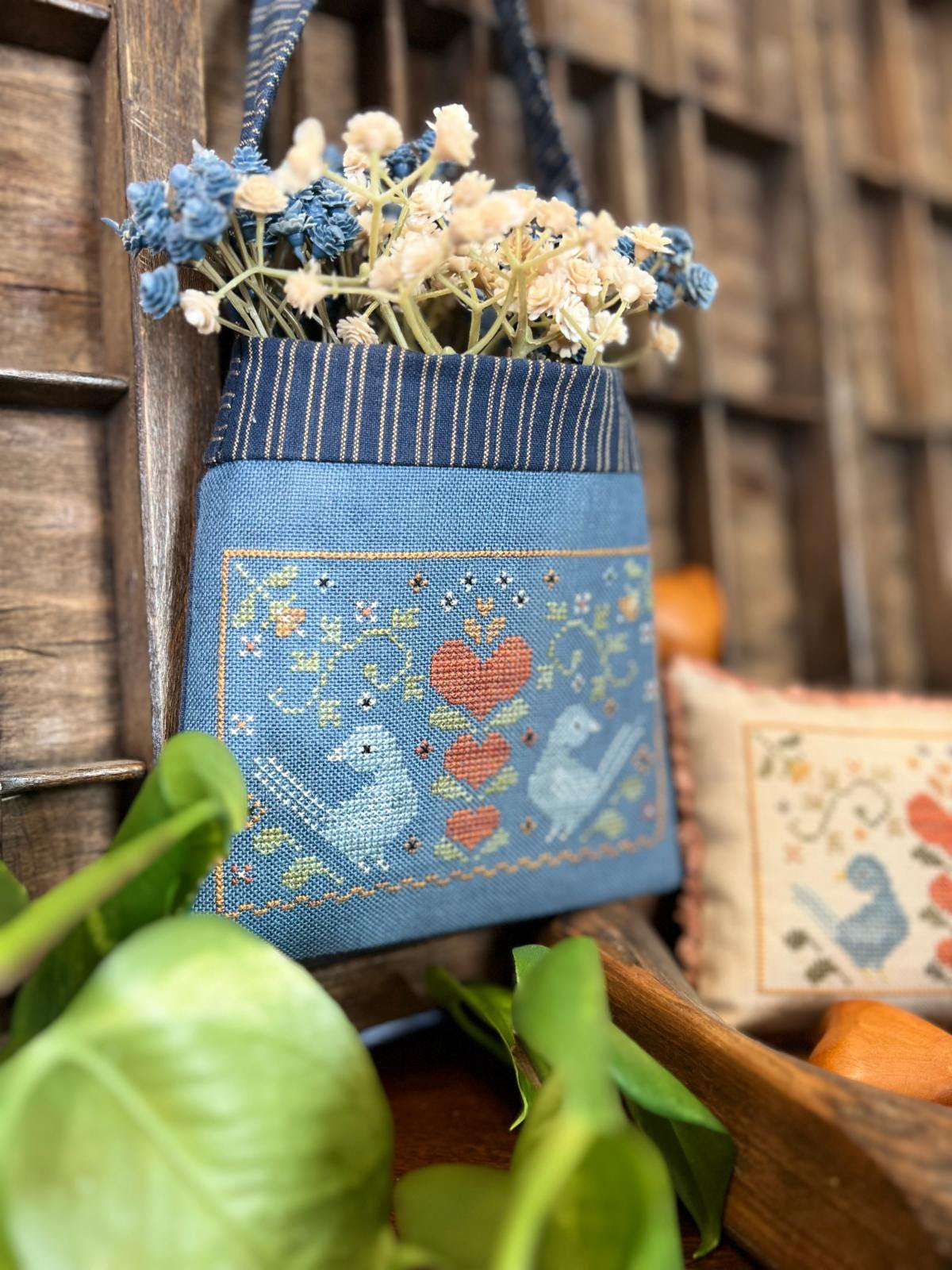 SALE Folk Birds Pincushion & Pouch Cross Stitch Pattern Annie Beez Folkart Nashville Needlework Market