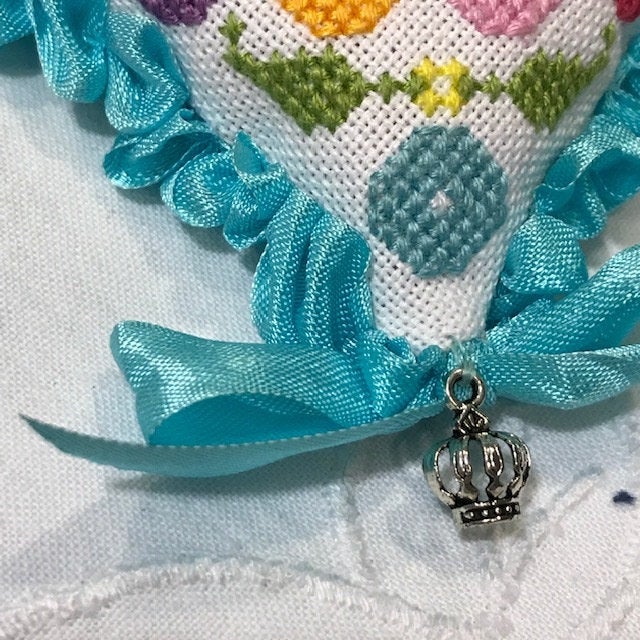 PDF Penelope's Posies Pincushion Cross Stitch Pattern by Lindy Stitches