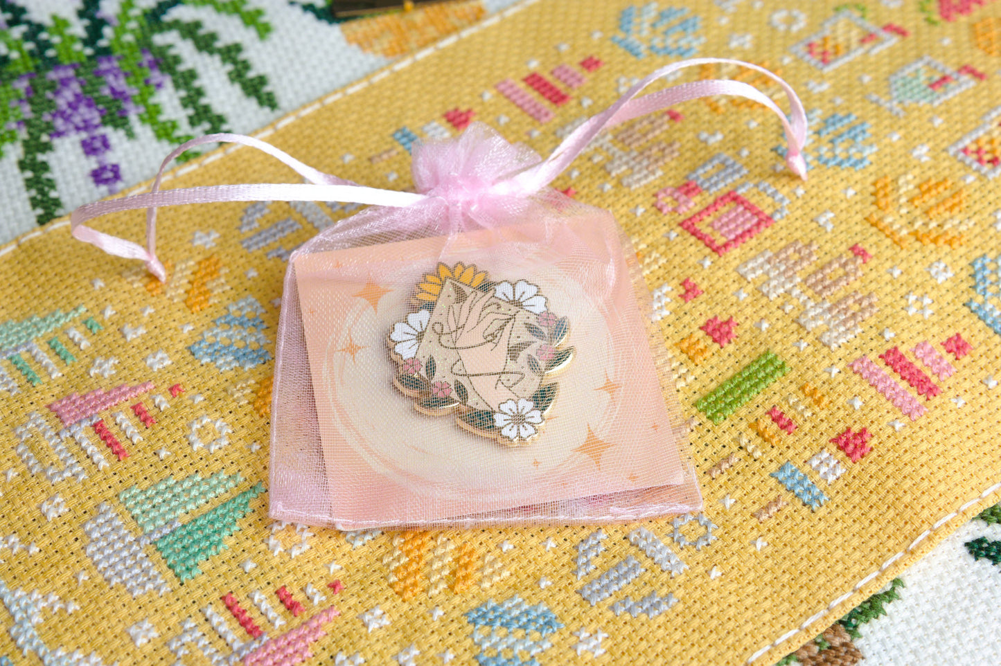 Summer Flowers Needleminder