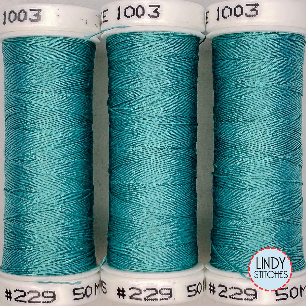 229 Au Ver À Soie® Soie 100/3 Silk Thread