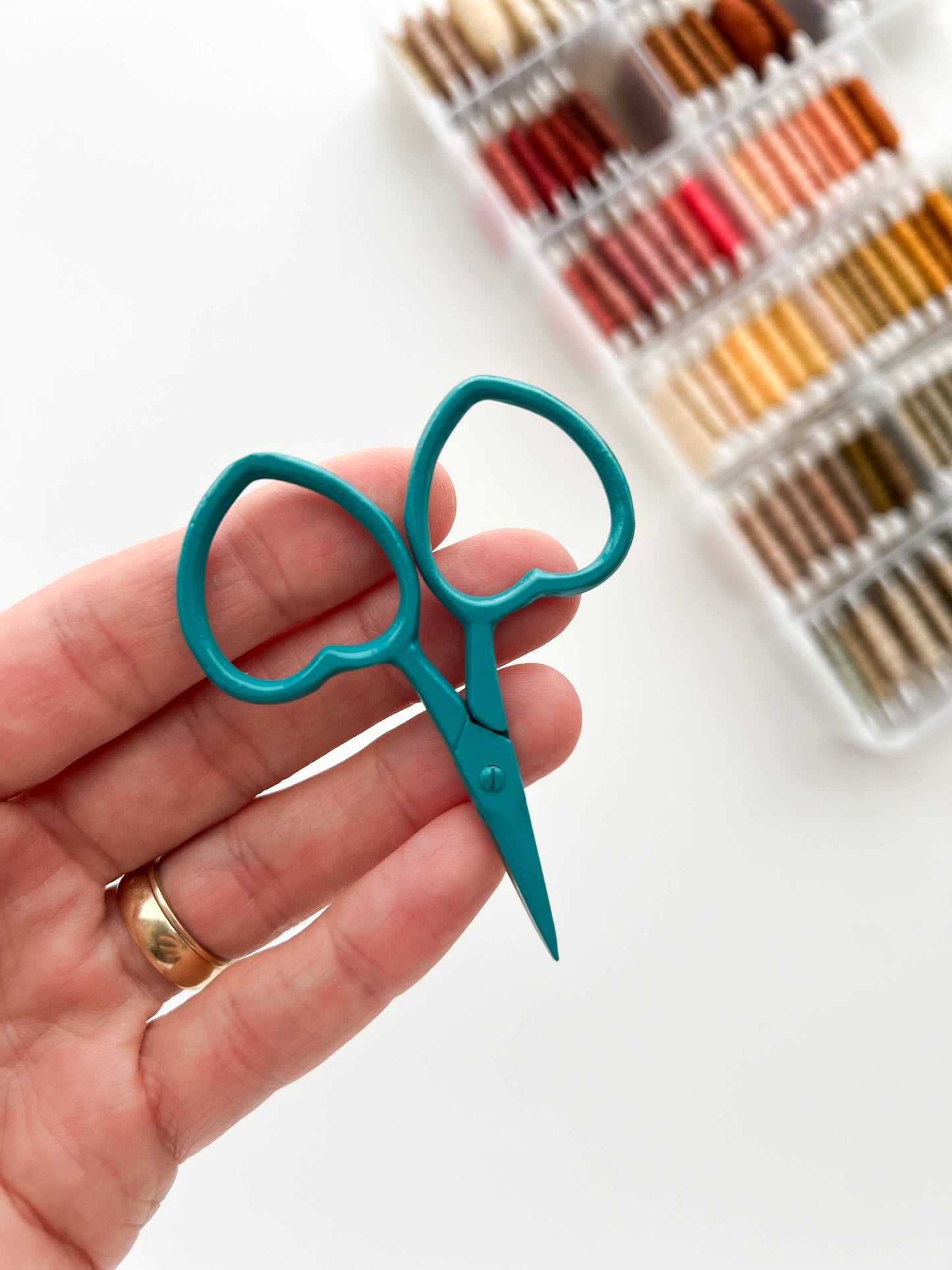 Matryoshka small heart sewing scissors