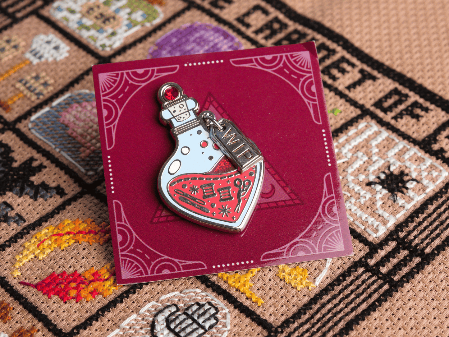 Red Potion Bottle Needleminder