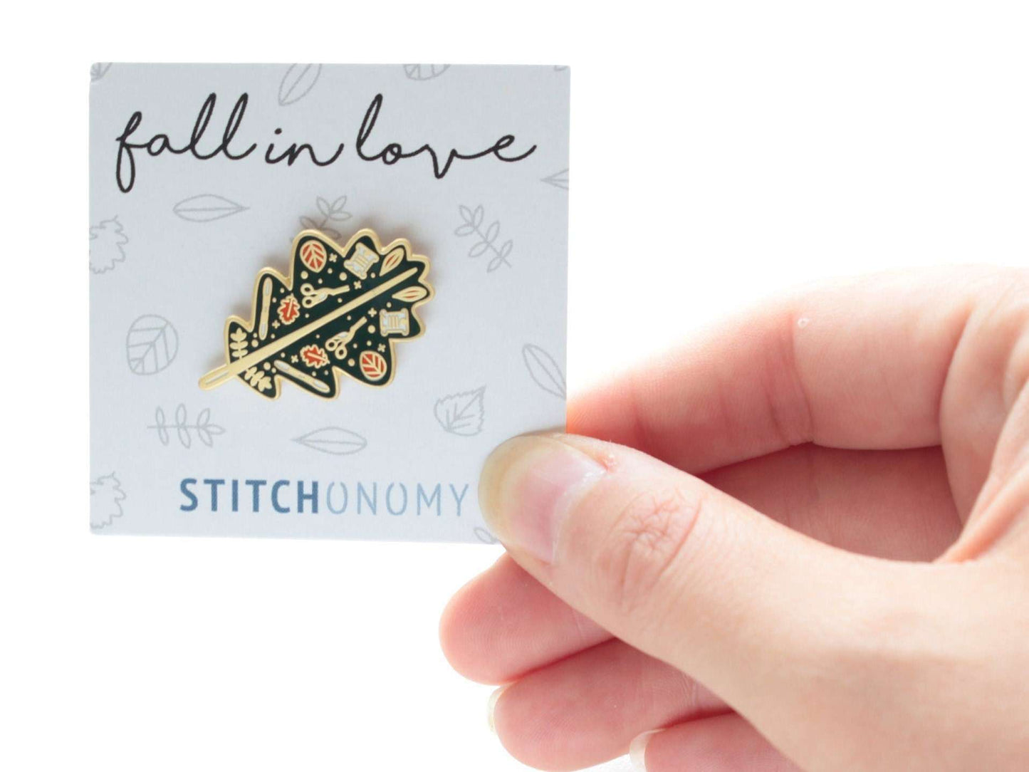 Notions Leaf Enamel Needle Minder