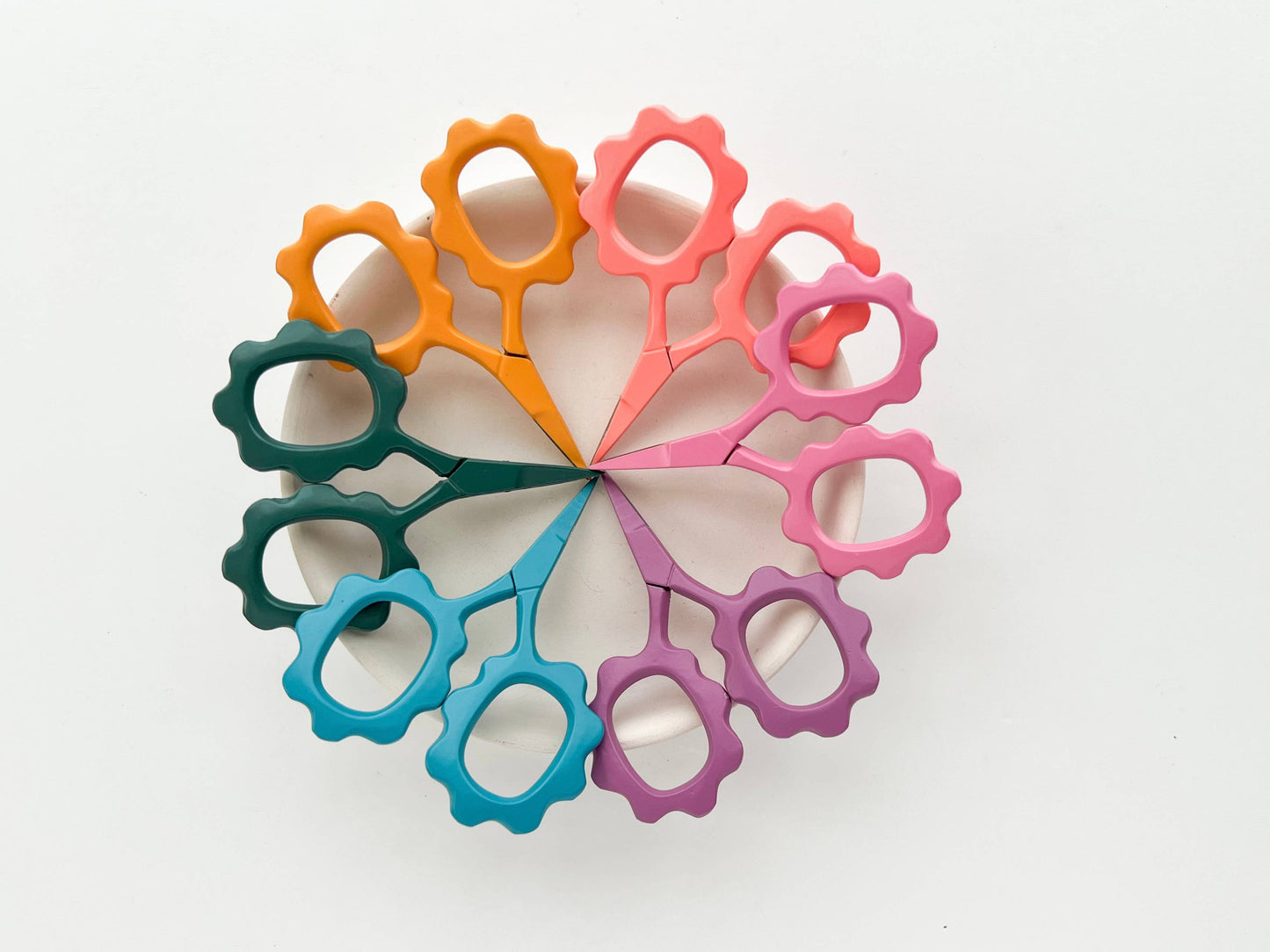 Matryoshka small flower sewing scissors