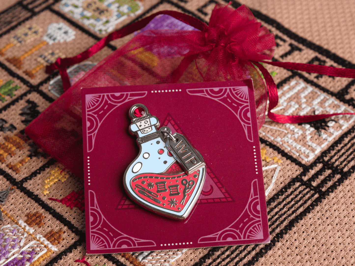 Red Potion Bottle Needleminder