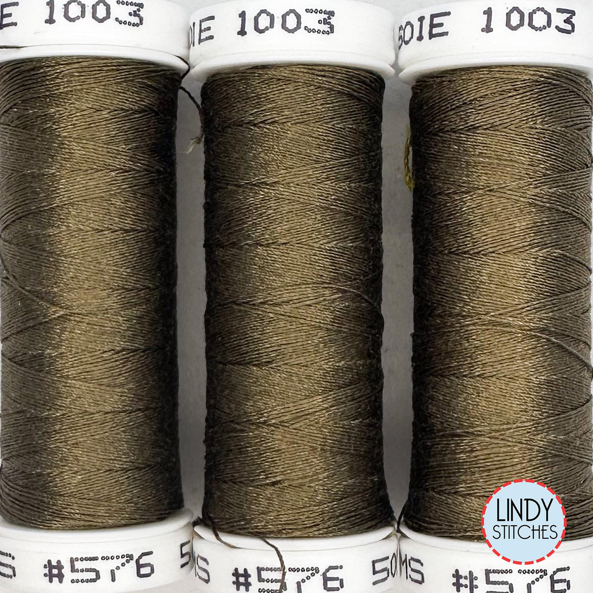 576 Au Ver À Soie® Soie 100/3 Silk Thread