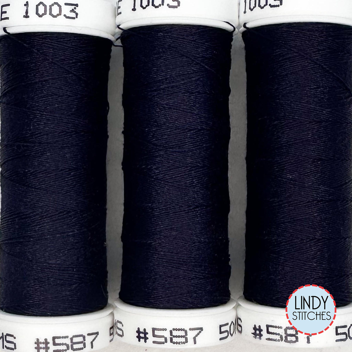 587 Au Ver À Soie® Soie 100/3 Silk Thread