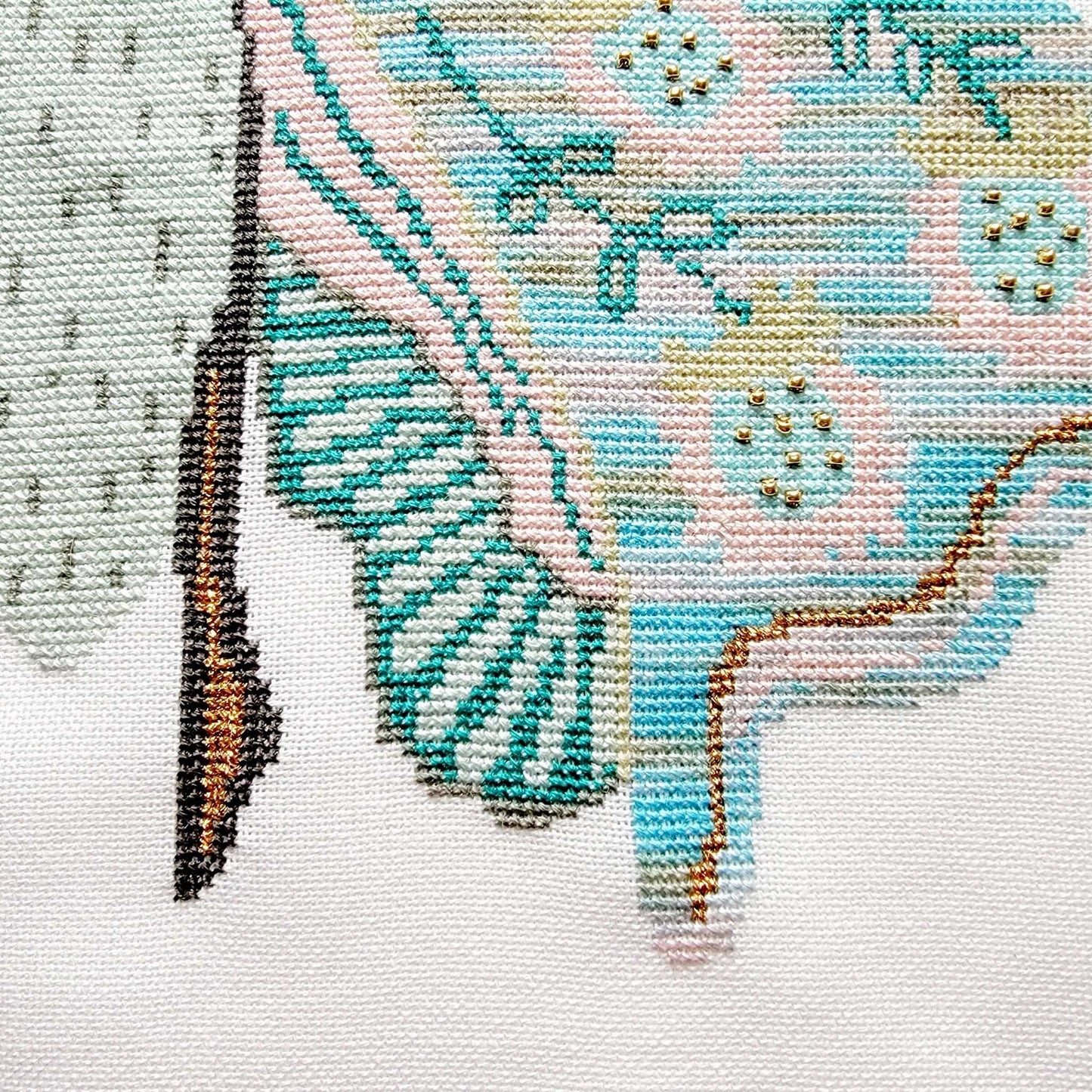 FLOWER MOTH II Cross Stitch Pattern by The Wishing Thorn