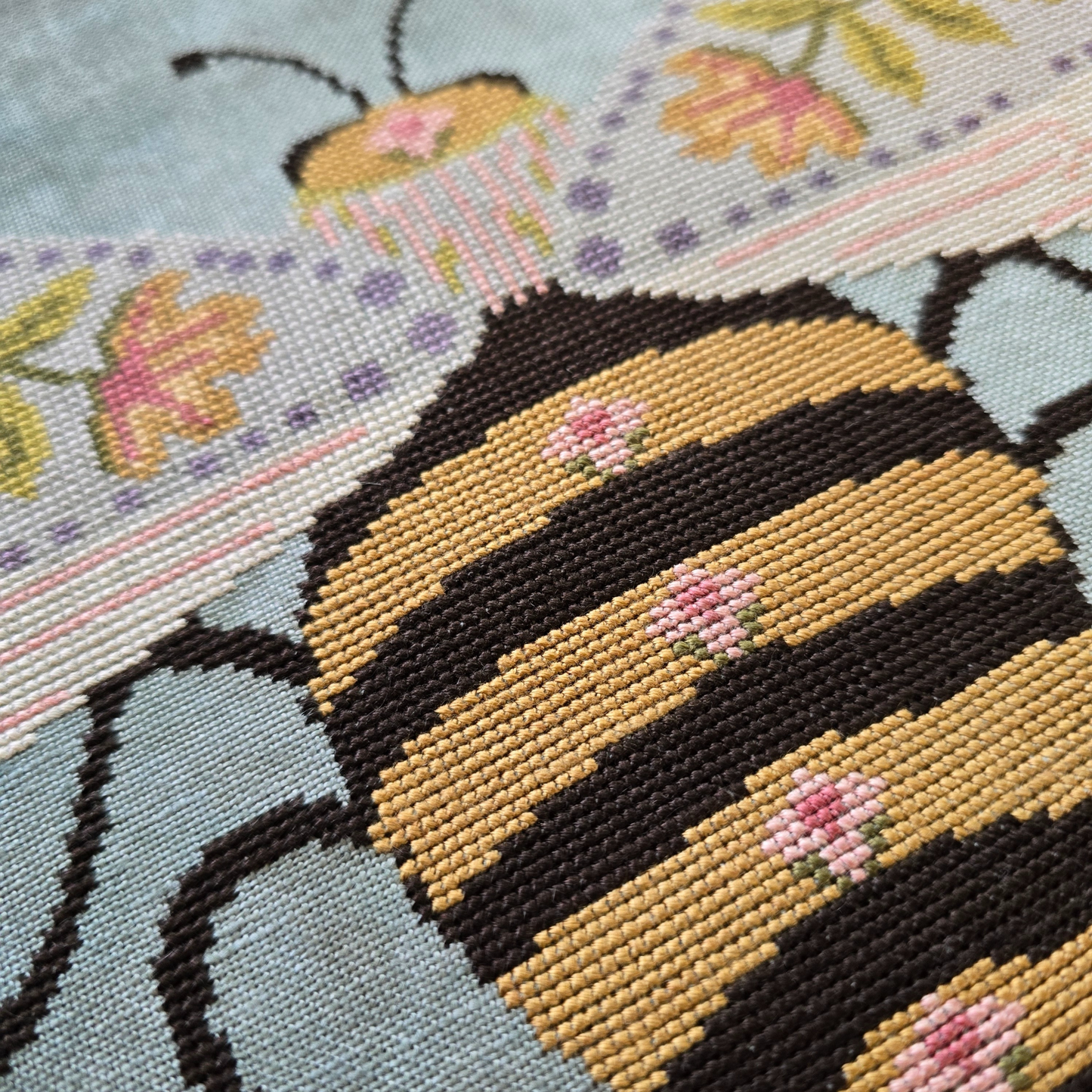 FLOWER BEE The Wishing Thorn Cross Stitch Pattern