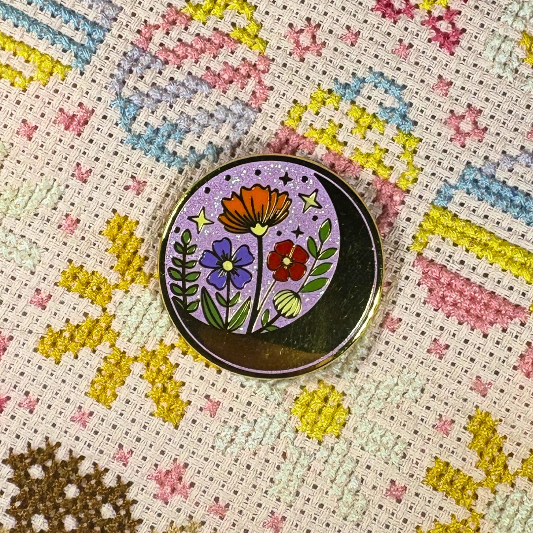 Spring Moonshine Flowers Needle Minder