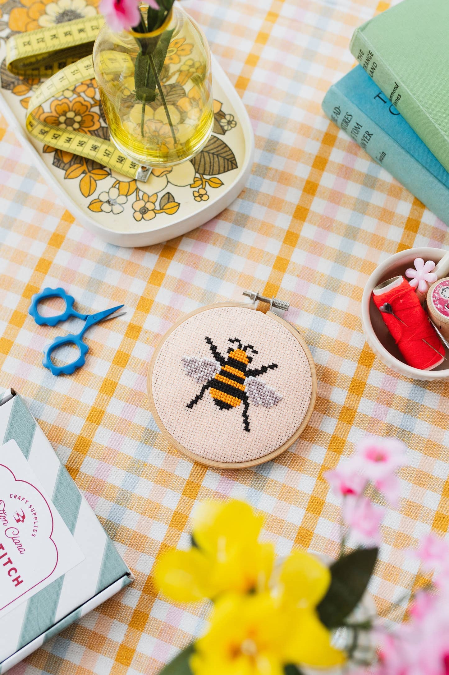 Beginner Bumble Bee Cross Stitch Kit Beginner Friendly