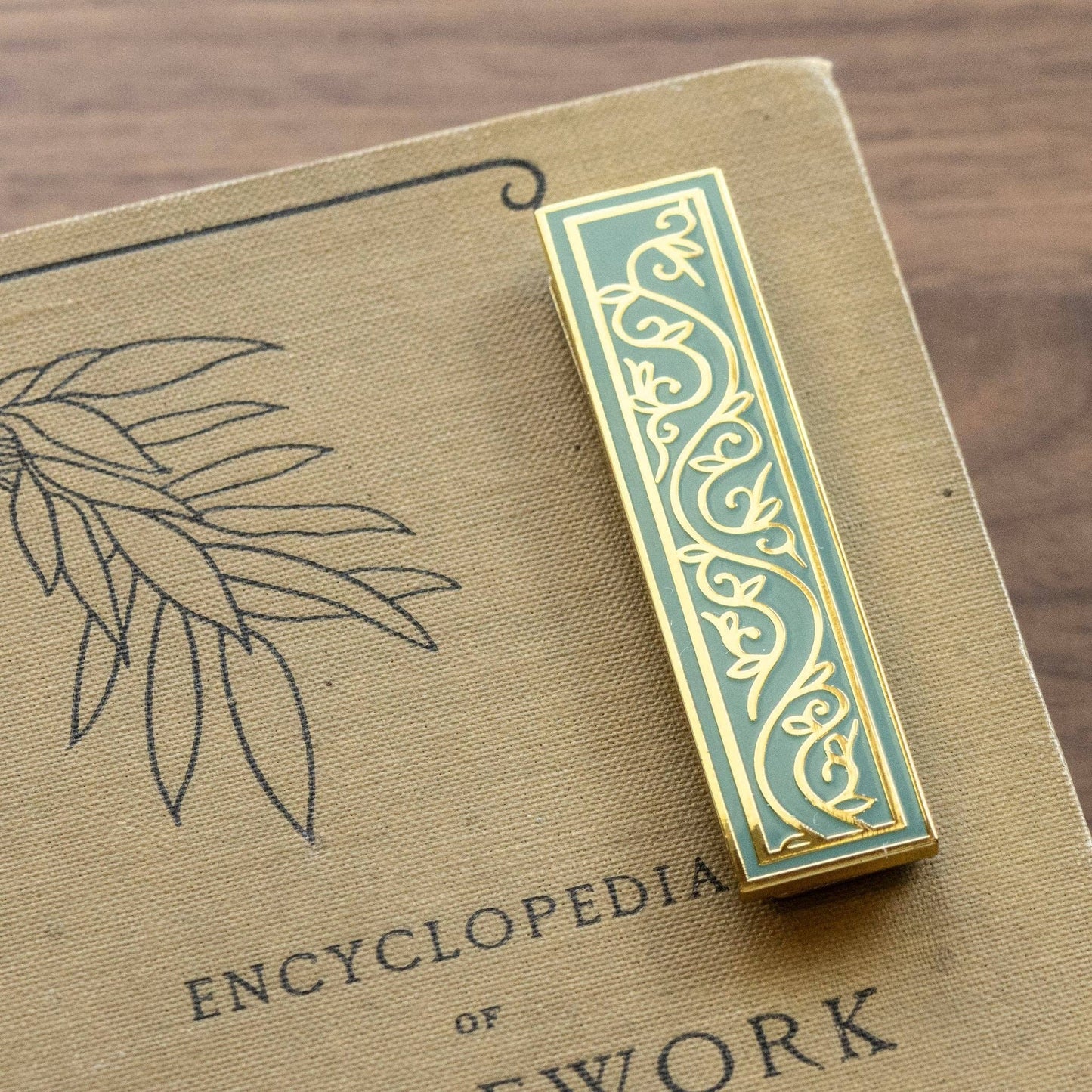 Chloe Needlebar Needleminder & Project Keeper