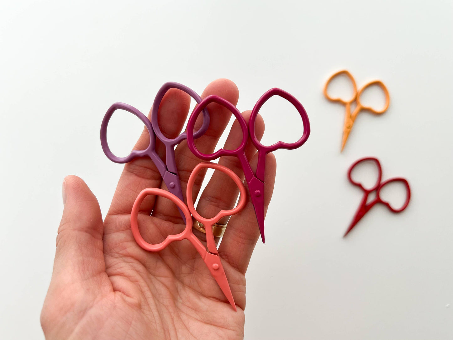 Matryoshka small heart sewing scissors