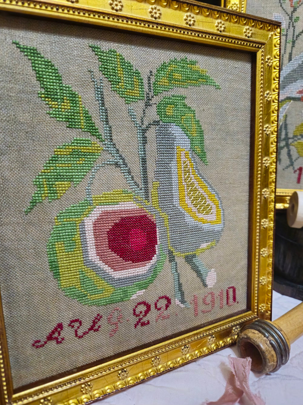 Quaint Rose Needlearts 1910 BIRD AND PEAR Cross Stitch Pattern
