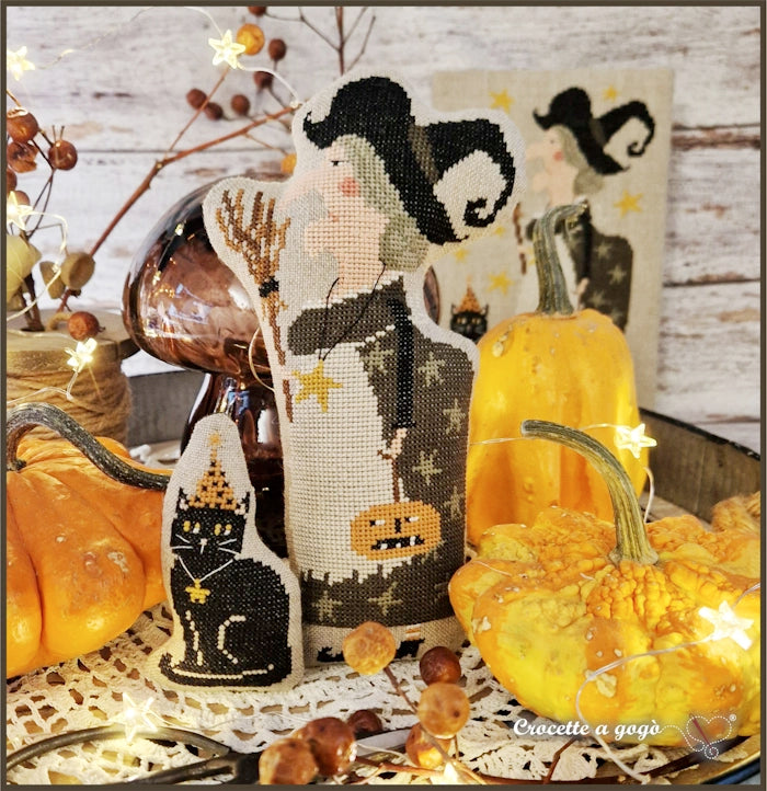 AGATHA Cross Stitch Pattern by Crocette A Gogo