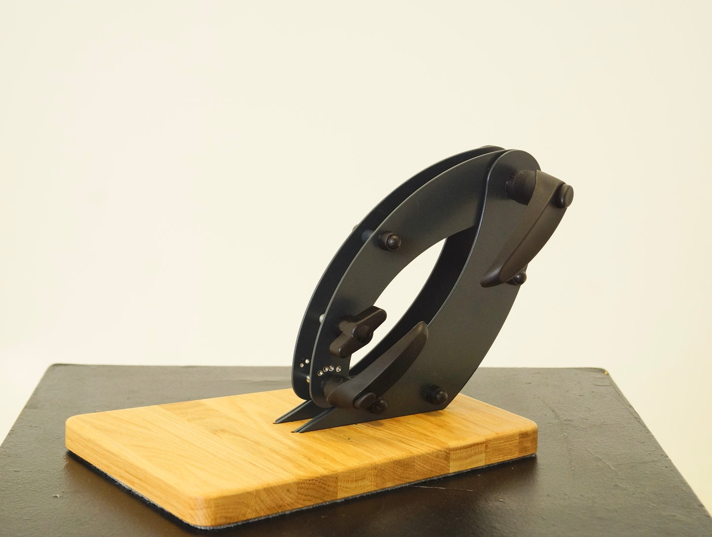 Walley Tabletop Embroidery Stand Omanik Factory
