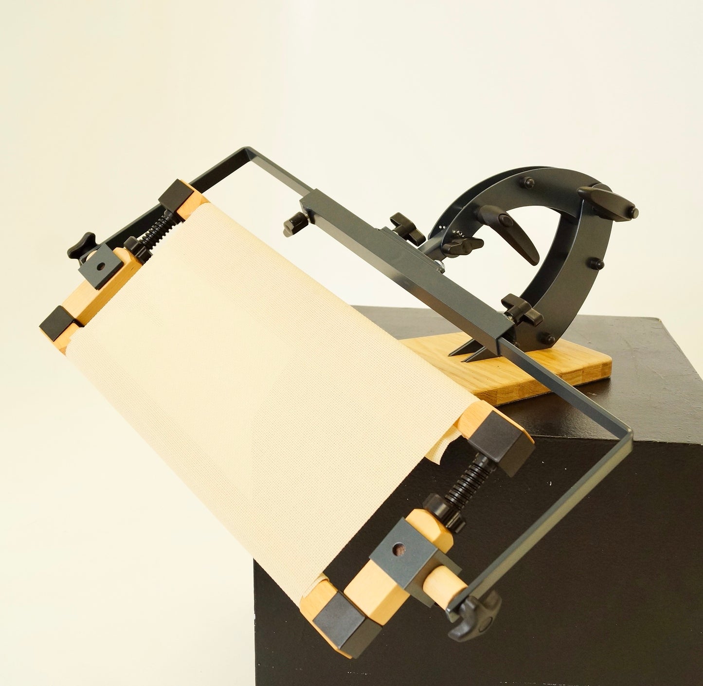 Walley Tabletop Embroidery Stand Omanik Factory