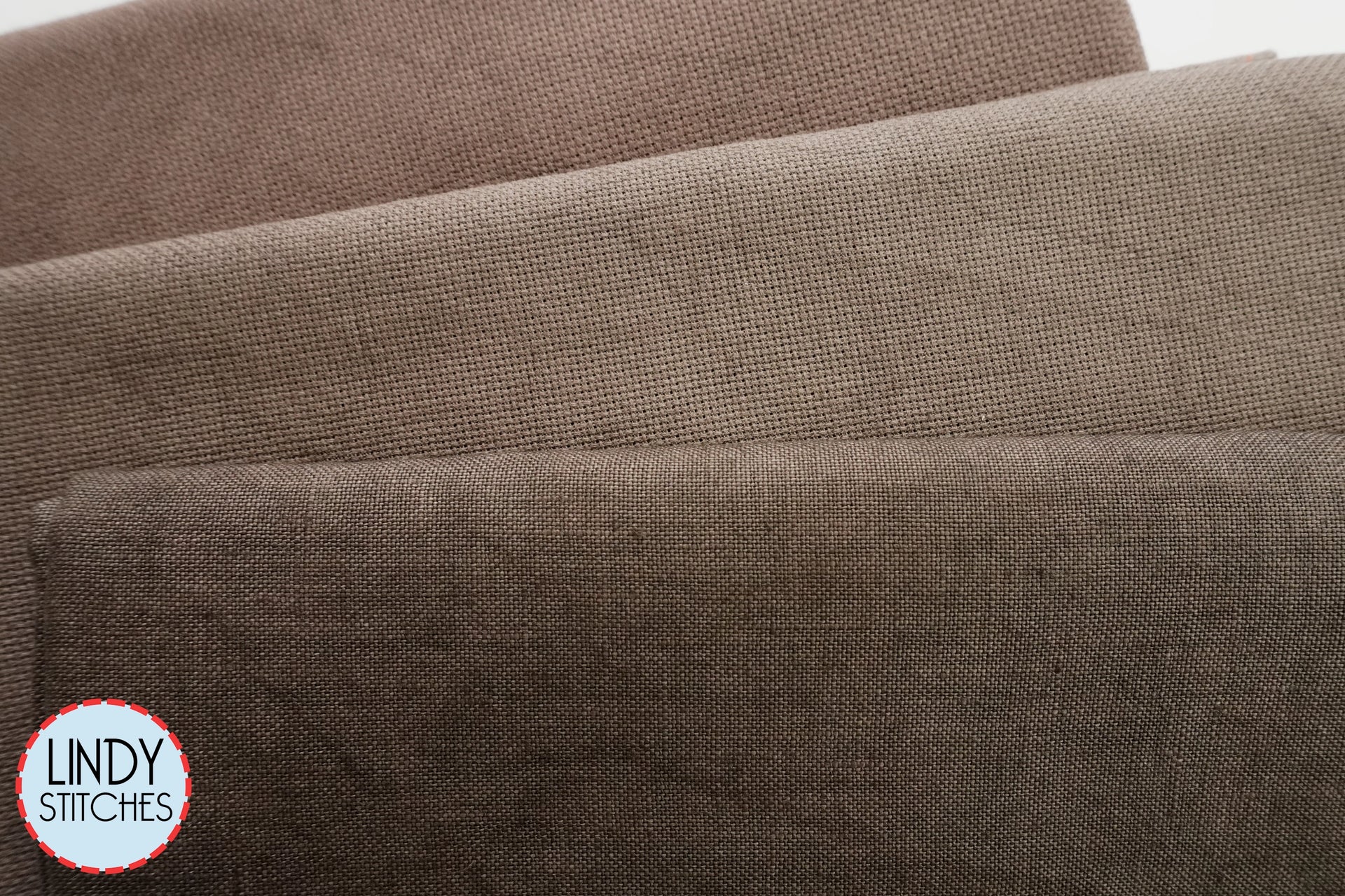 32 Count Dark Soil Belfast Hand Dyed Linen by Xjudesign – Lindy