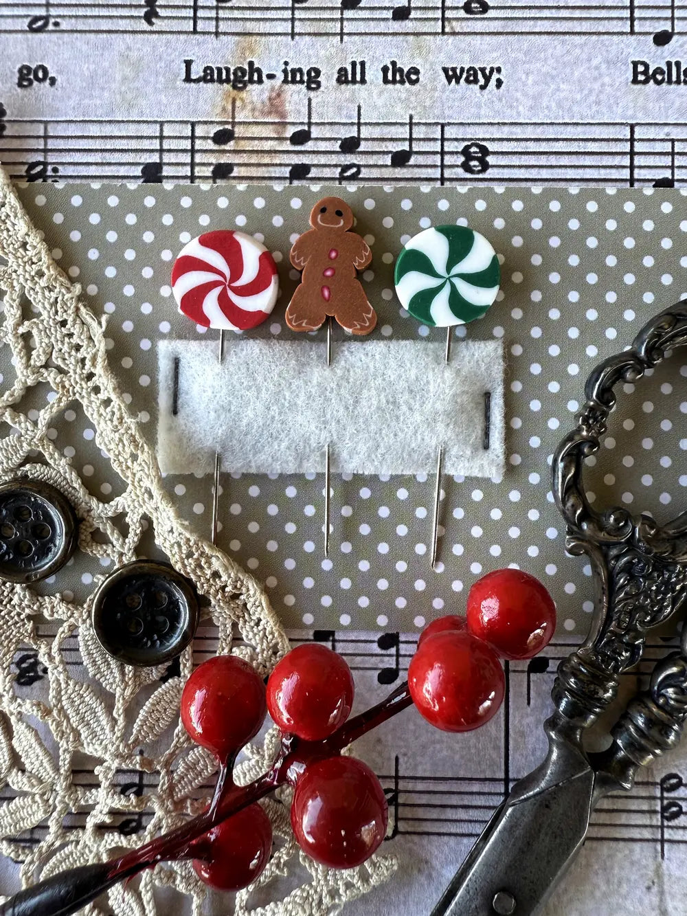 Puntini Puntini FUNNY GINGERBREAD PIN SET