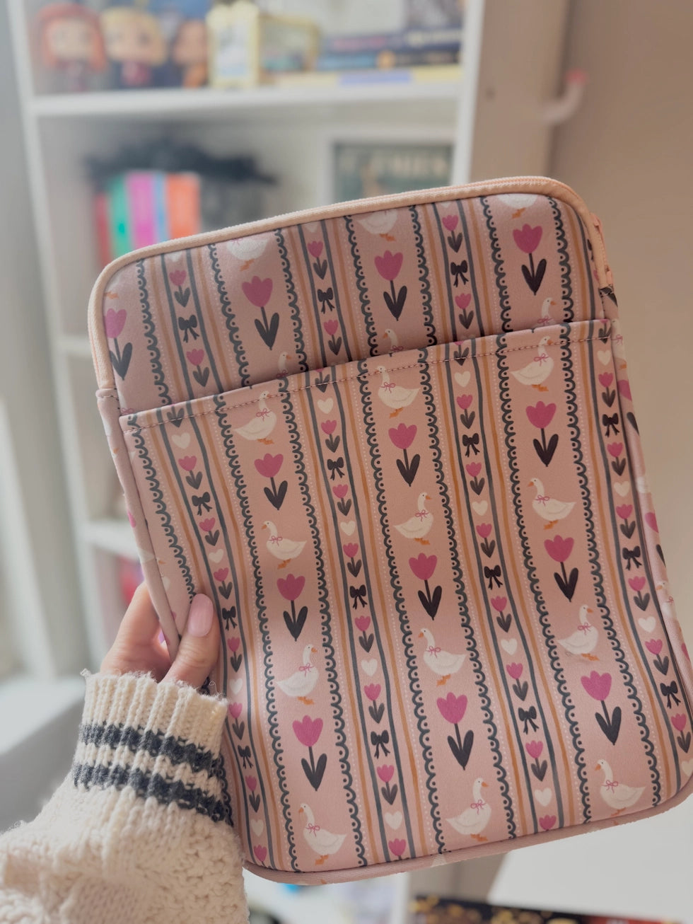 Vintage Goose Lovers Zippered Project Bag