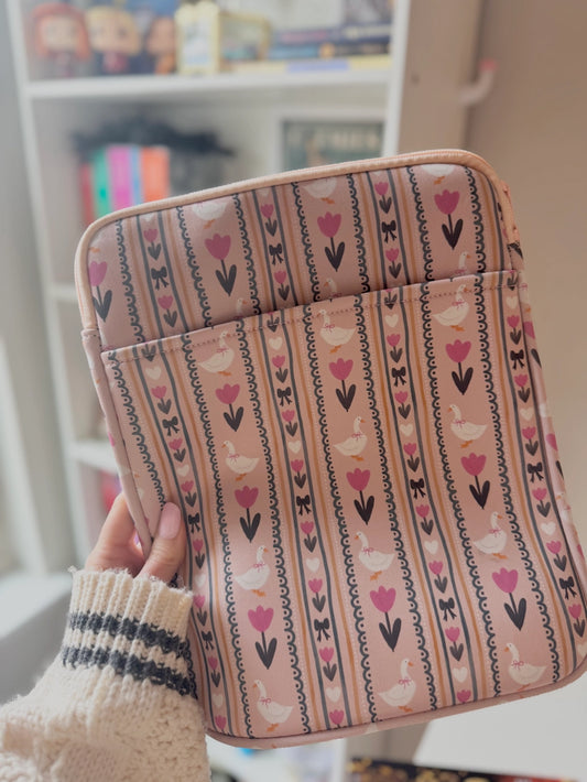 Vintage Goose Lovers Zippered Project Bag