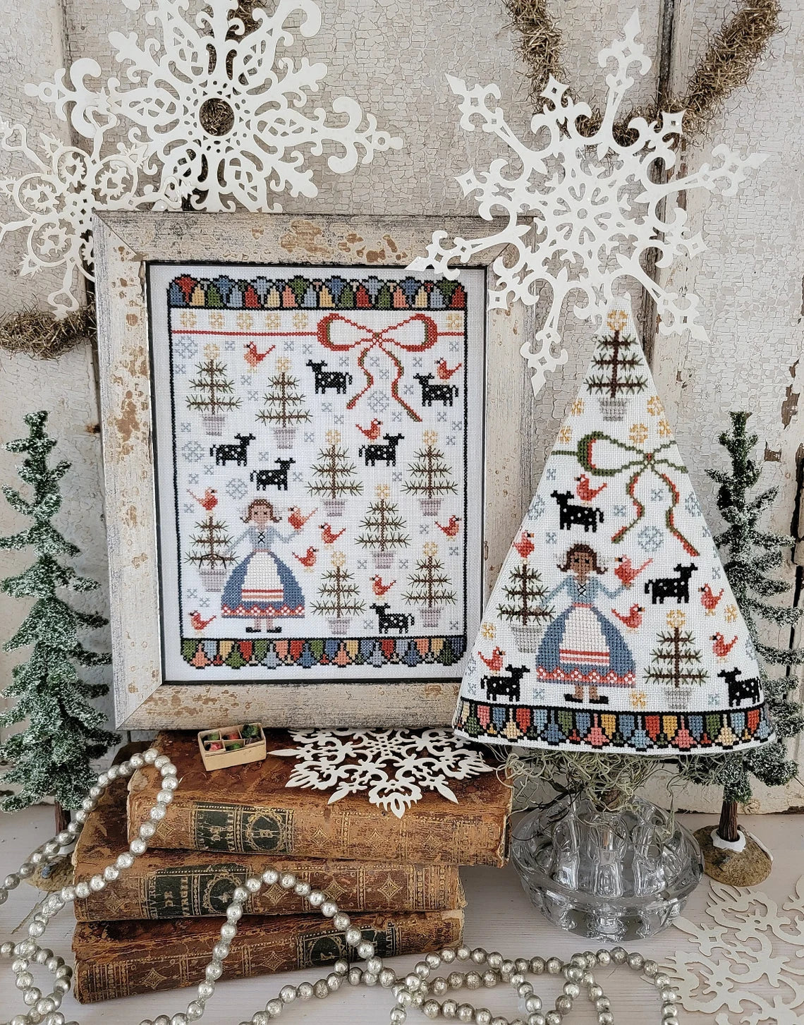 Eighth Day of Christmas Sampler & Tree Hello from Liz Mathews Cross Stitch Pattern
