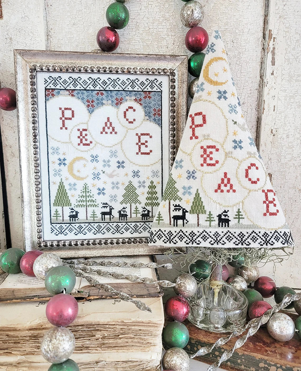 Fifth Day of Christmas Sampler & Tree Hello from Liz Mathews Cross Stitch Pattern
