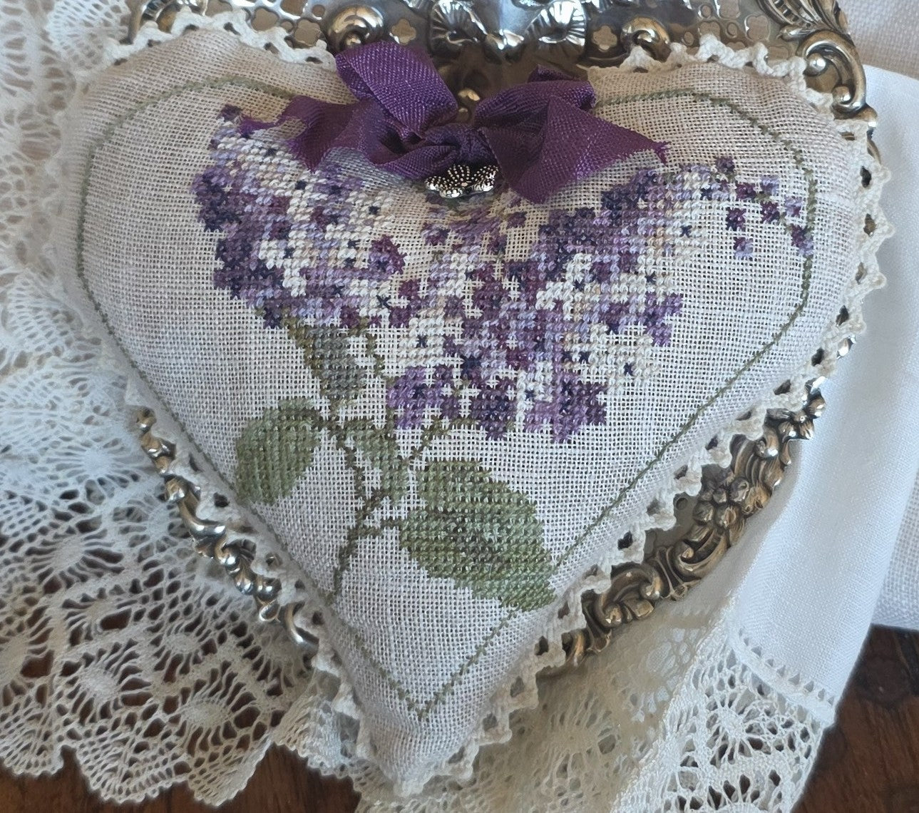 Samplers Not Forgotten LILAC HEART KIT Cross Stitch Pattern