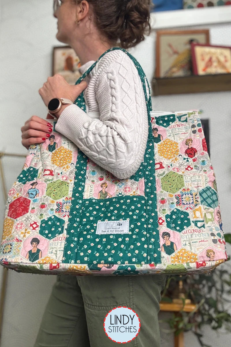 Lori Holt Sew Happy! Quilted Retreat Bag
