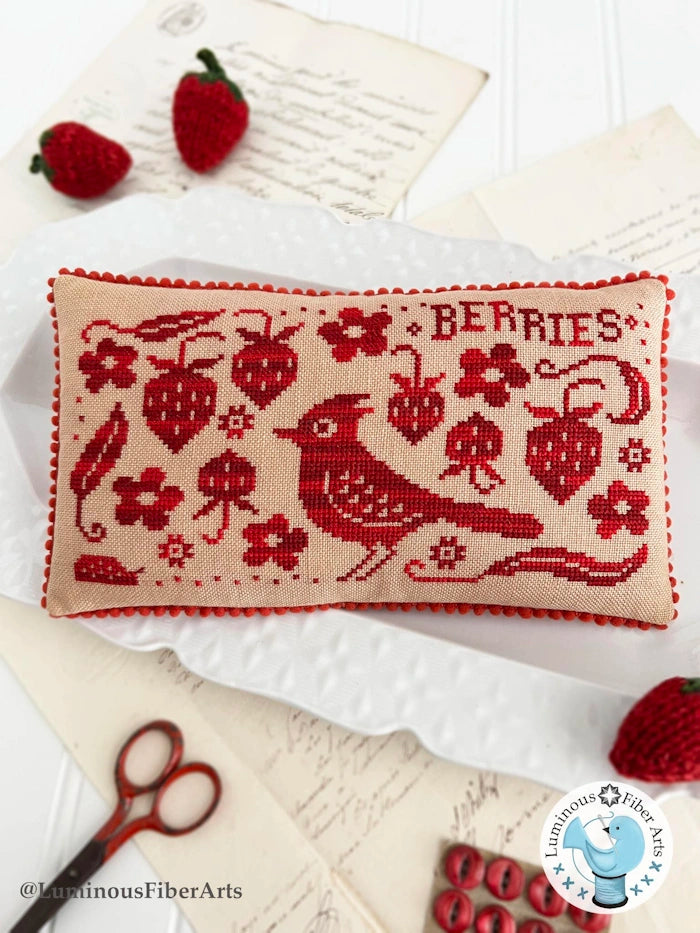 Luminous Fiber Arts BIRD IN THE BERRY PATCH Cross Stitch Pattern Nashville Market