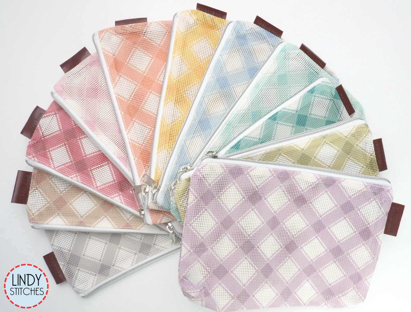 Borsa Bluebell Mad for Plaid Project di It's Sew Emma - Italia Borsa Bluebell Mad for Plaid Project di It's Sew Emma - Italia