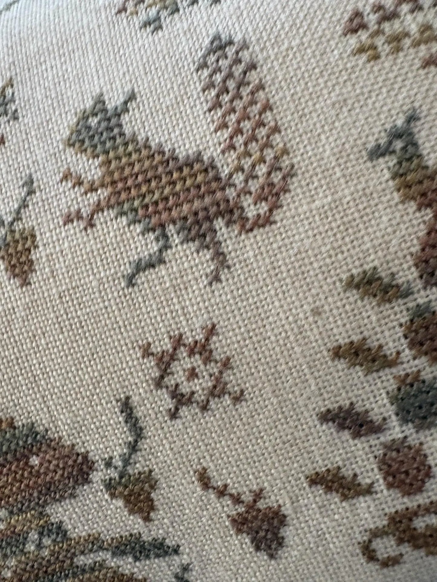 PREORDER Pansy Patch SASSY SQUIRREL PINKEEP Cross Stitch Pattern