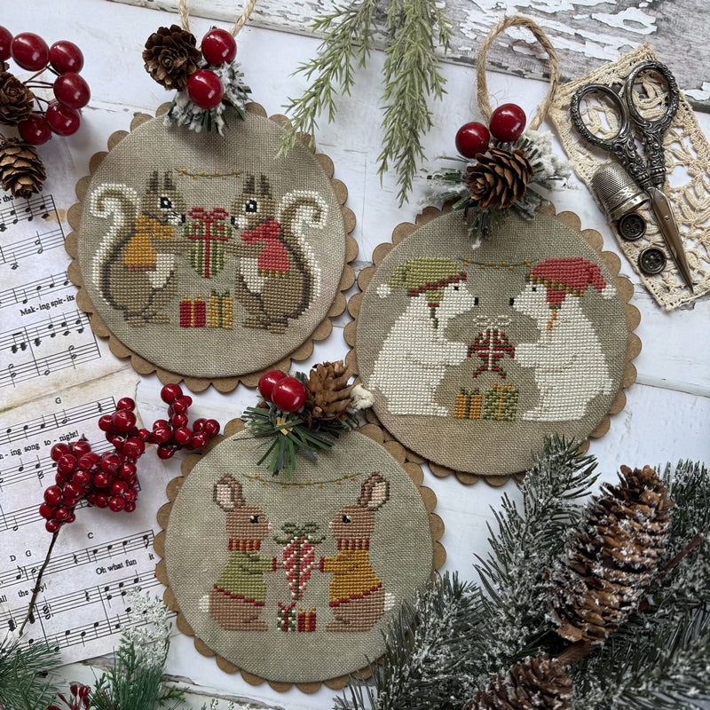 PREORDER Puntini Puntini THE PERFECT GIFT trio Cross Stitch Pattern