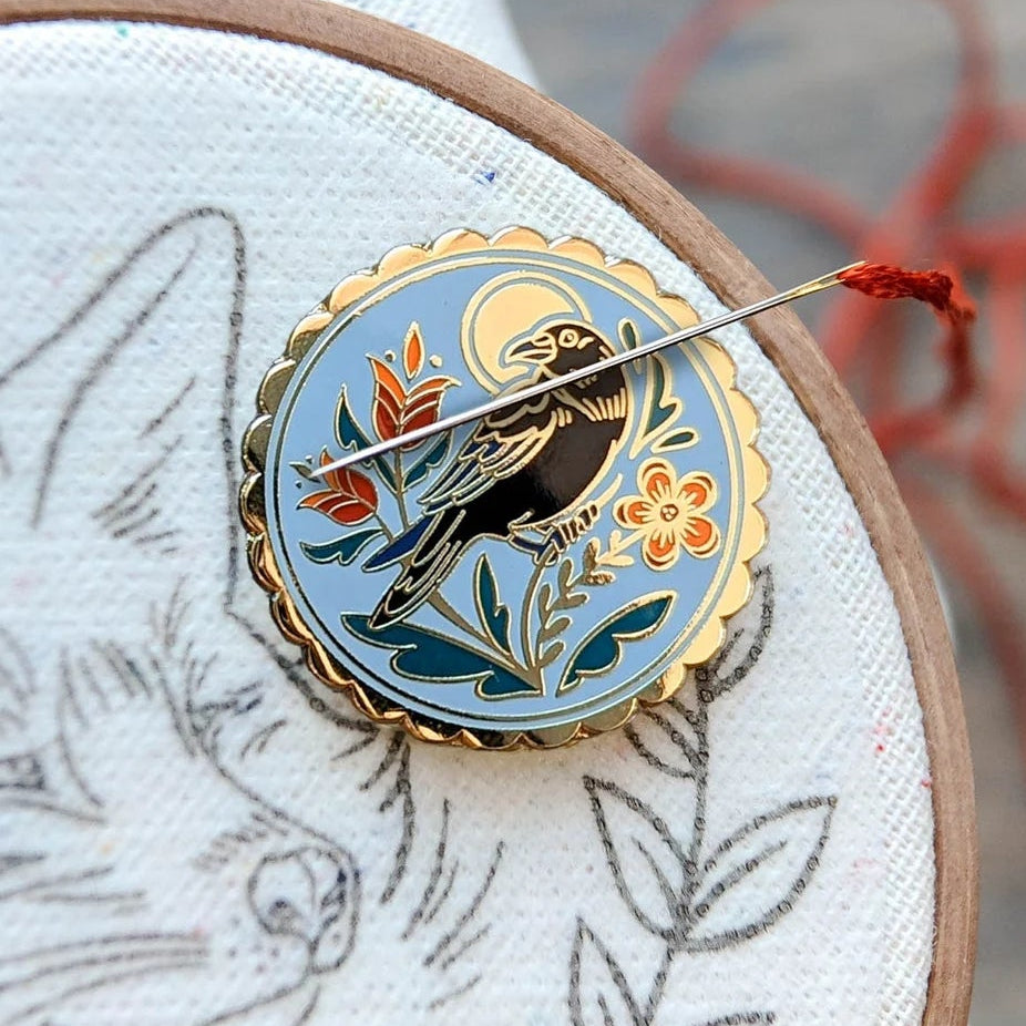 Thistle Finch Designs CROW DISTELFINK Sign Needle Minder