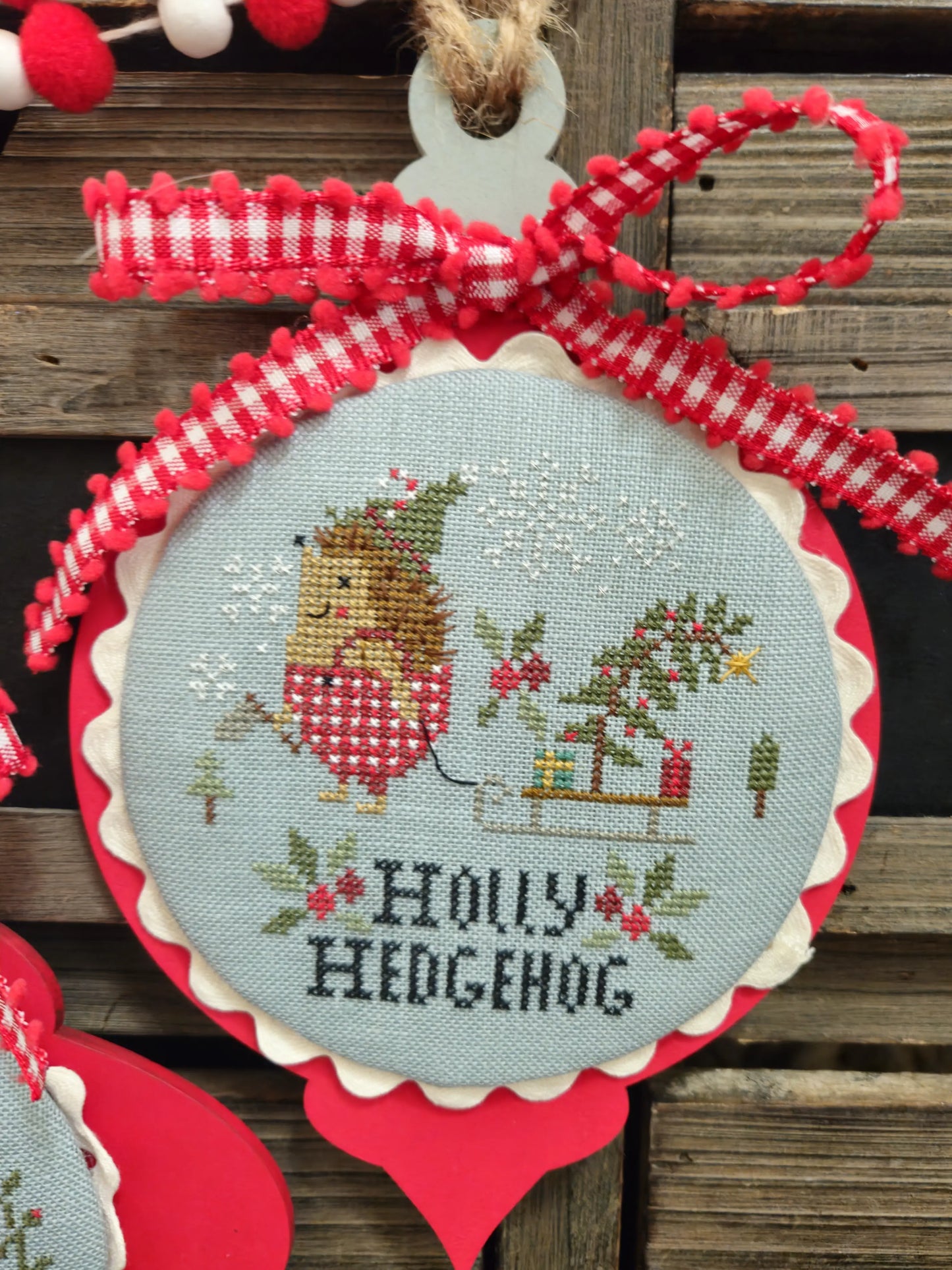 Quaint Rose Needlearts CHRISTMAS ANIMALS IN PANTS Cross Stitch Pattern