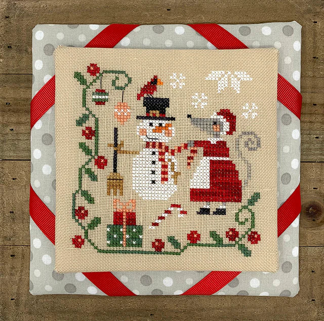 Tiny Modernist MOUSE'S CHRISTMAS DECORATING Cross Stitch Pattern