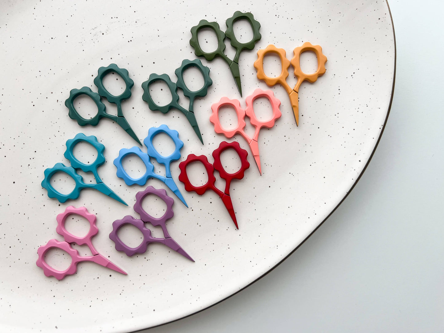 Matryoshka small flower sewing scissors