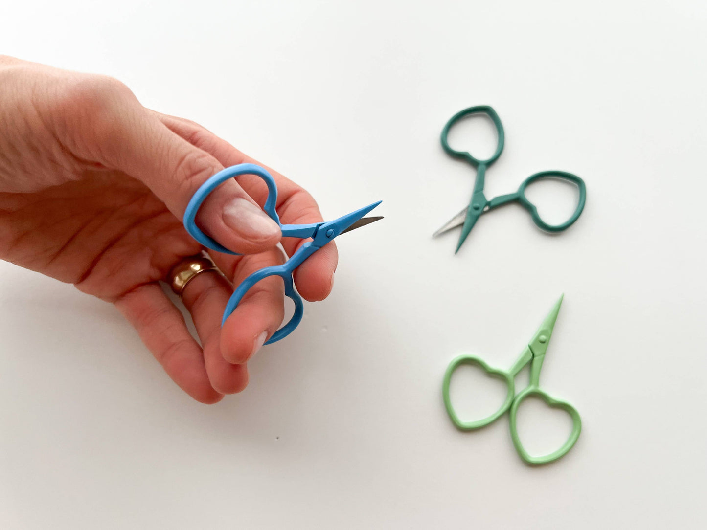 Matryoshka small heart sewing scissors